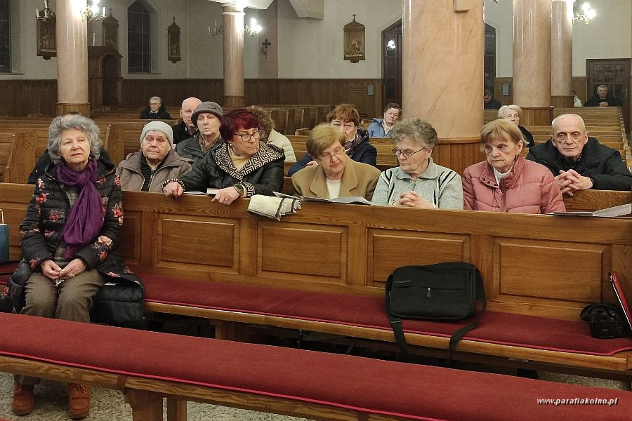 74 Adoracja Pana Jezusa.jpg